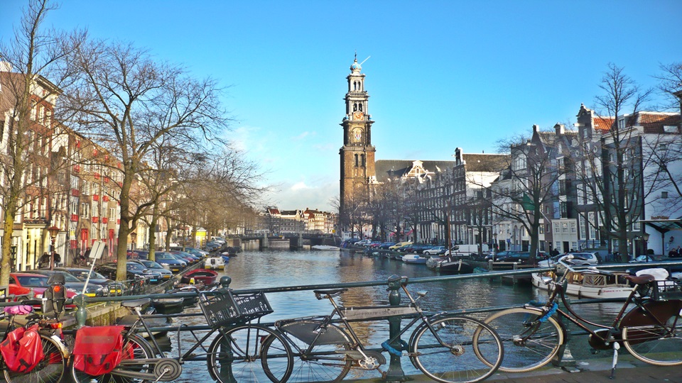 Ámsterdam, Zaanse Schans y Waterland – Tradición y vanguardia